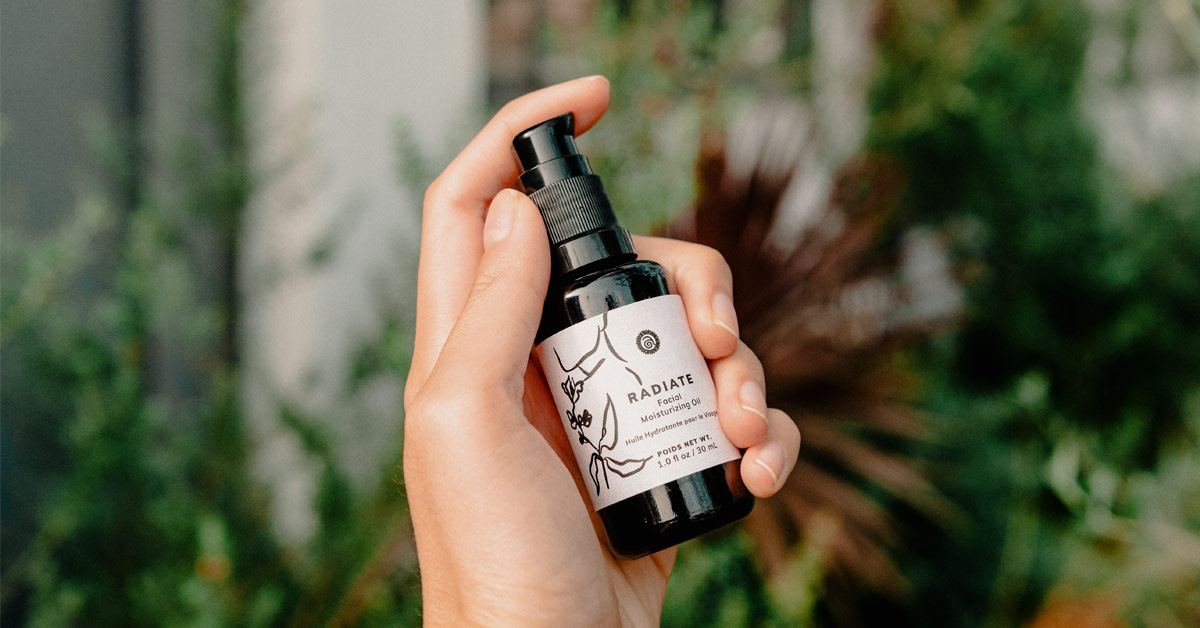 Radiate - Facial Moisturizing Oil: Soothe, revitalize, and beautify