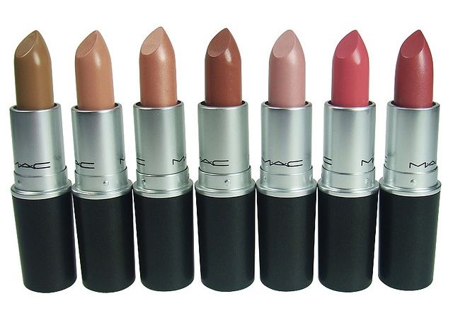 The FDA Finds Lead in 400 Lipsticks—How to Protect Yourself