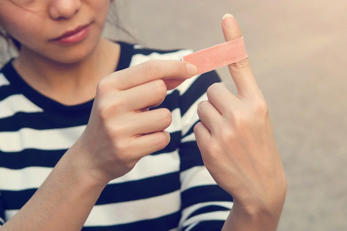 Handbag, Smaller Than A Grain Of Salt, Goes Viral