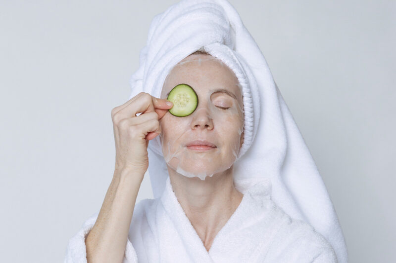 10 Natural Solutions for Reducing the Appearance of Dark Circles 1