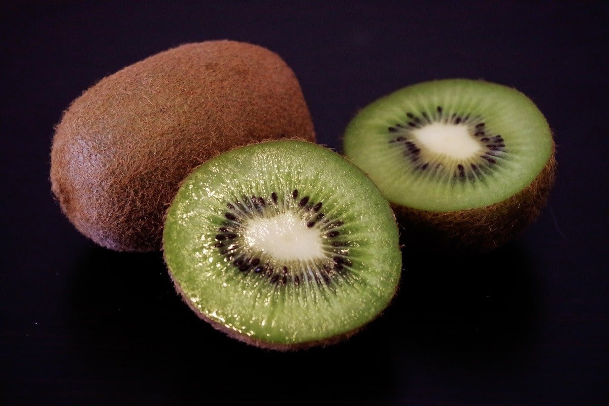 Rich in antioxidants, Kiwi is one of the best ingredients when come to skin care.