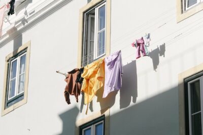 7 Toxic Chemicals Found in "Clean" Laundry 2