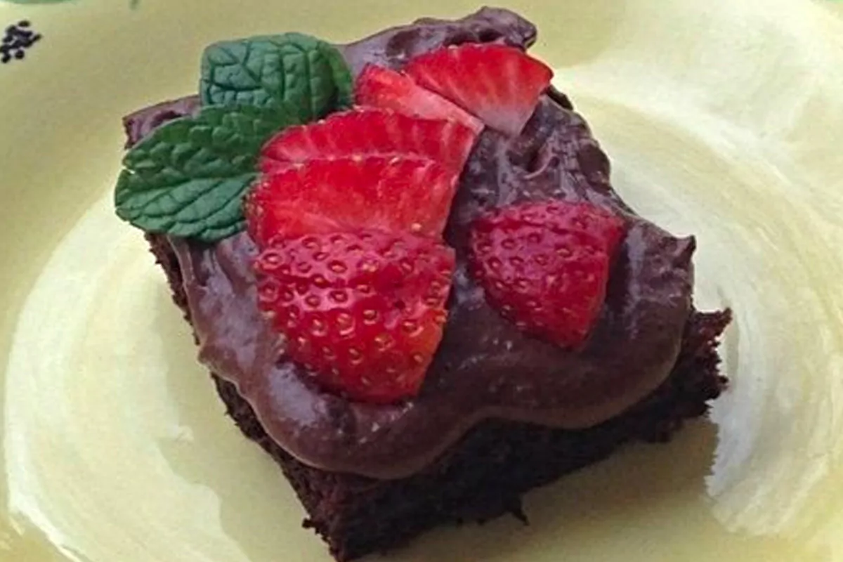 Lisa's Chocolate Almond Butter Cake (Gluten Free!)