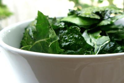 Easy and Delicious Raw Kale Salad