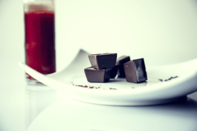 10 Amazing Reasons Dark Chocolate is Good for You
