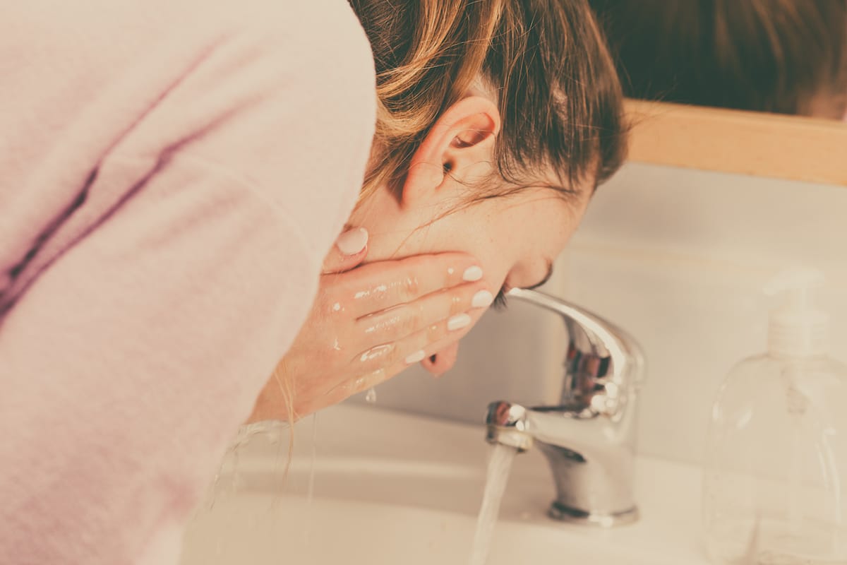 Oily Skin: What It Is, How to Cope, and the Best Facial Products for You 2