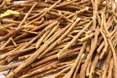 Licorice Root, the Natural Option for Sensitive Skin 2