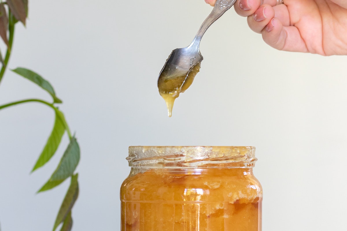 Honey: The Perfect Moisturizing, Deep-Cleansing, Natural Skin + Hair Beautifier 5