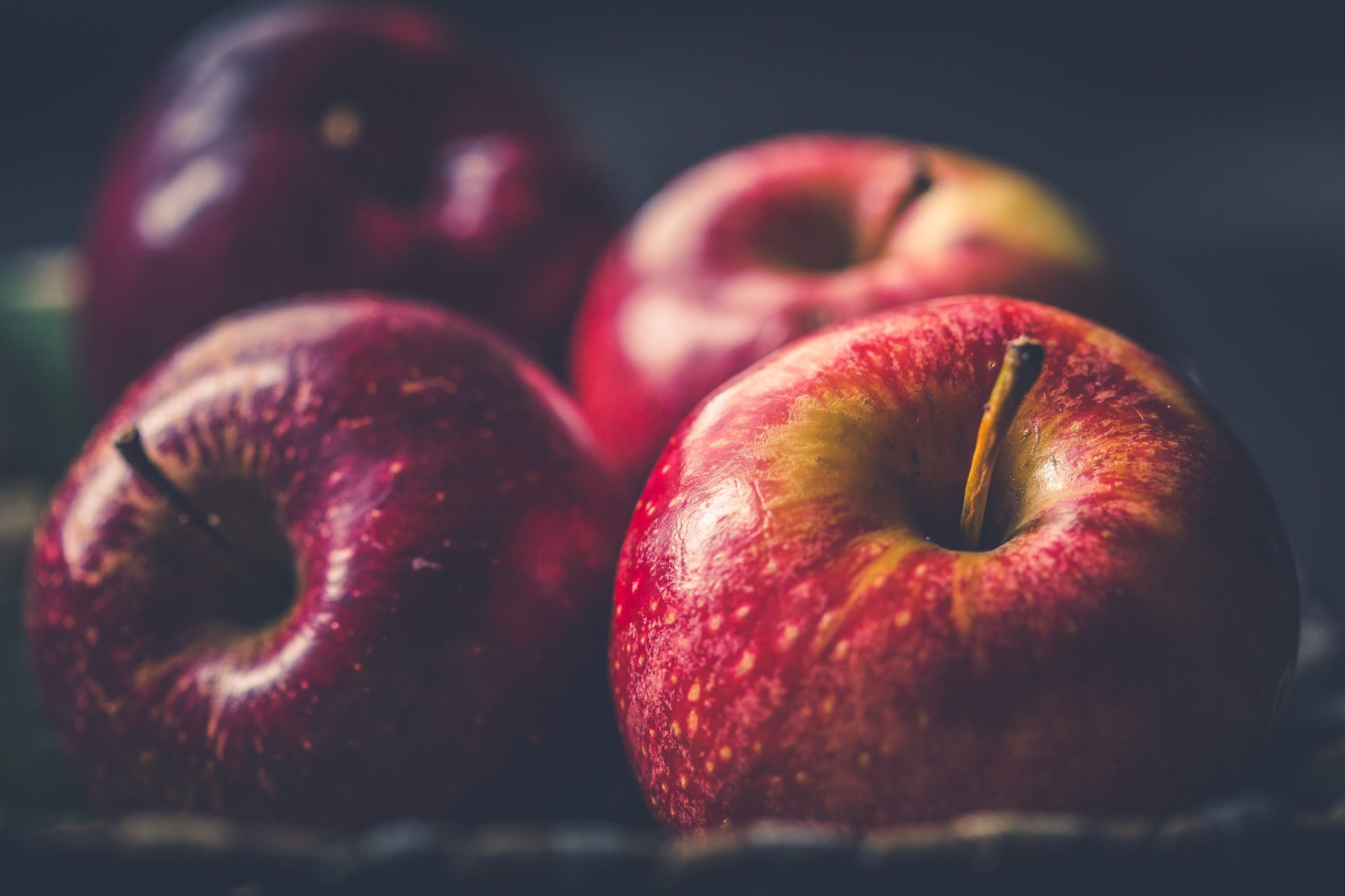 Apple is a great ingredient for helping both oily and dry skin. 