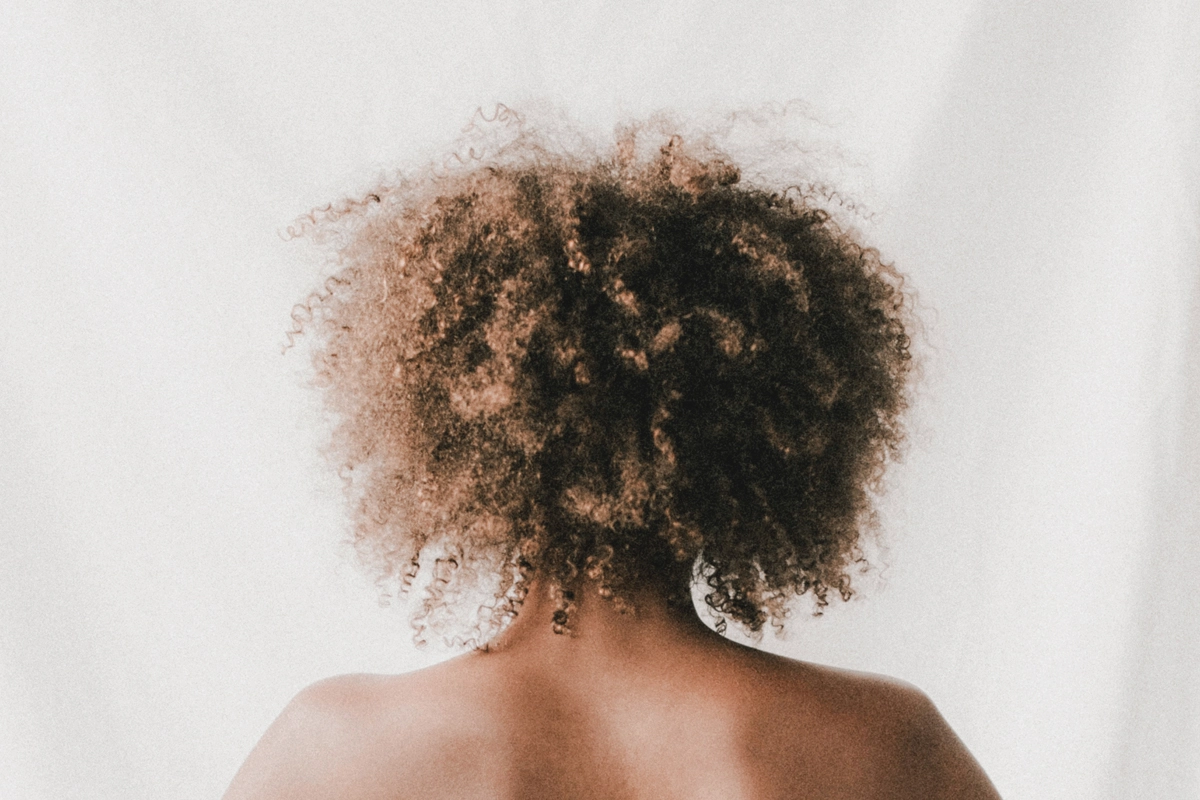 Follow the Moon's Calendar to Enhance Your Hair 1