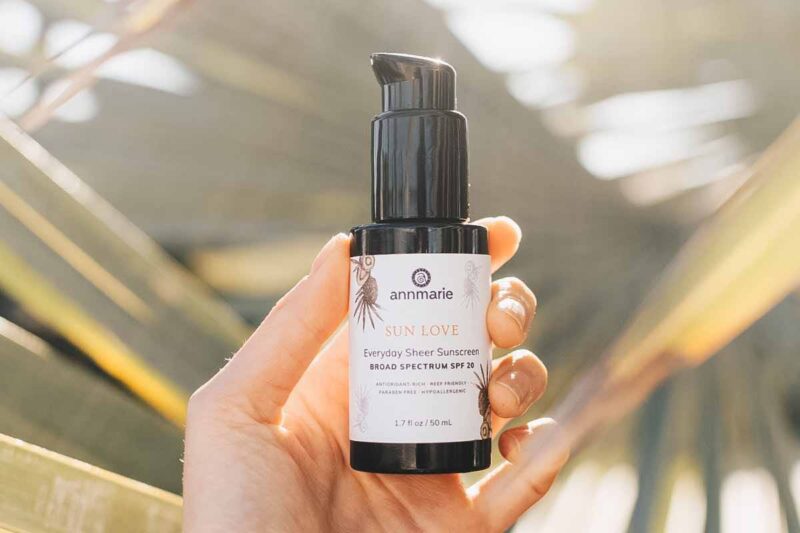 How to Slow Down Aging: 12 Natural Ways to Look Younger